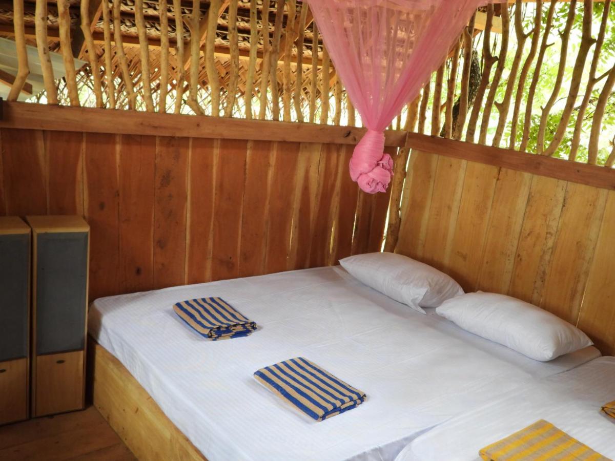 Yala Village Eco Tree House Тиссамахарама Экстерьер фото