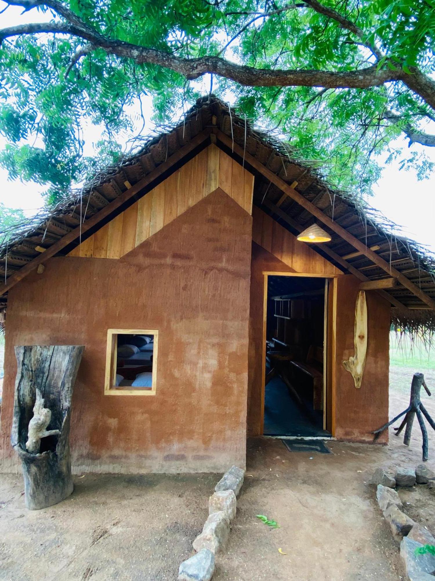Yala Village Eco Tree House Тиссамахарама Экстерьер фото